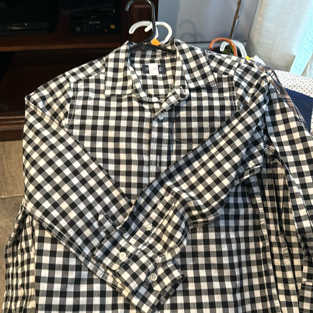 Children’s place black and white the button up